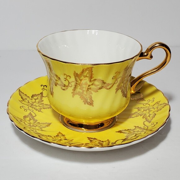 Sutherland H&M Teacup and Saucer Yellow Gold Leaves Vintage - Picture 2 of 8